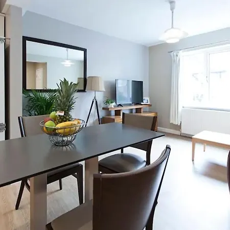 - Family House Dom wakacyjny Harrogate